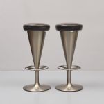 469931 Bar stools